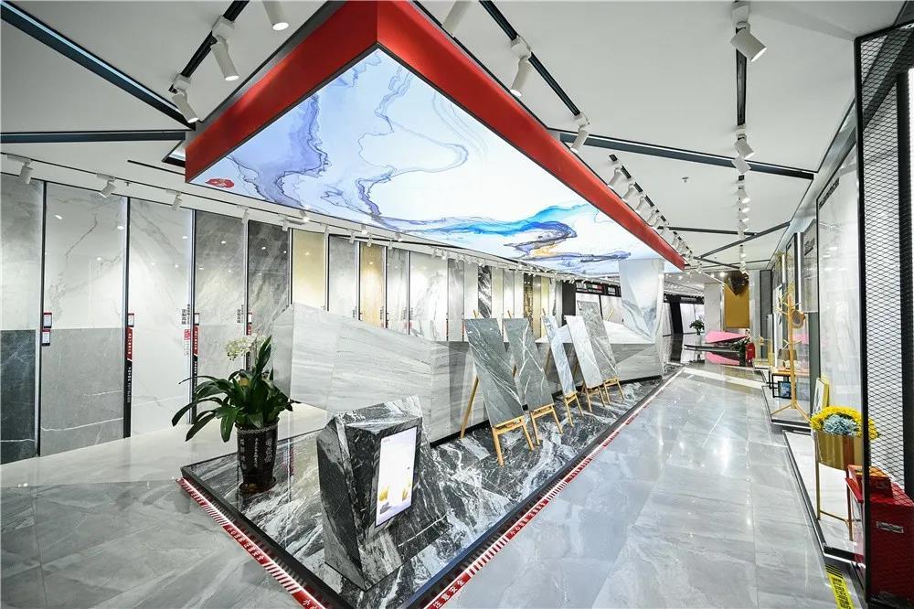 新装展厅丨沉浸式岩板空间体验由此开启！